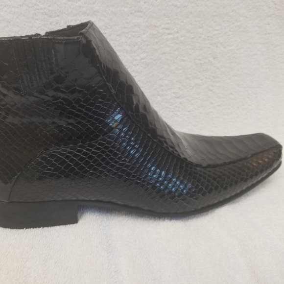 All new and unworn Designer Mens Leather Short Boots. - Picture 5 of 7